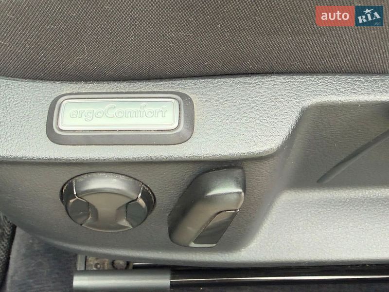 Фото Volkswagen Passat з оголошення AUTO.RIA