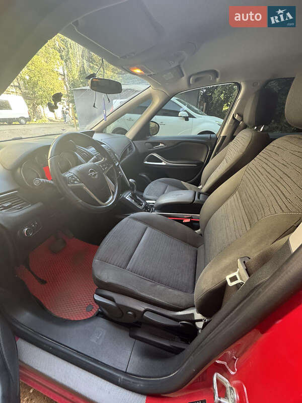 Фото Opel Zafira Tourer з оголошення AUTO.RIA