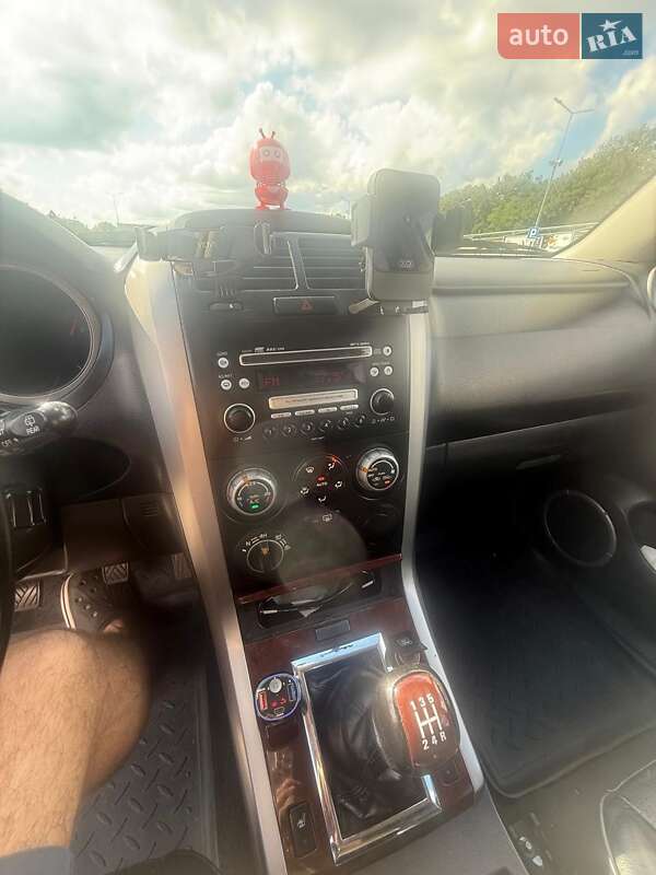 Фото Suzuki Grand Vitara з оголошення AUTO.RIA