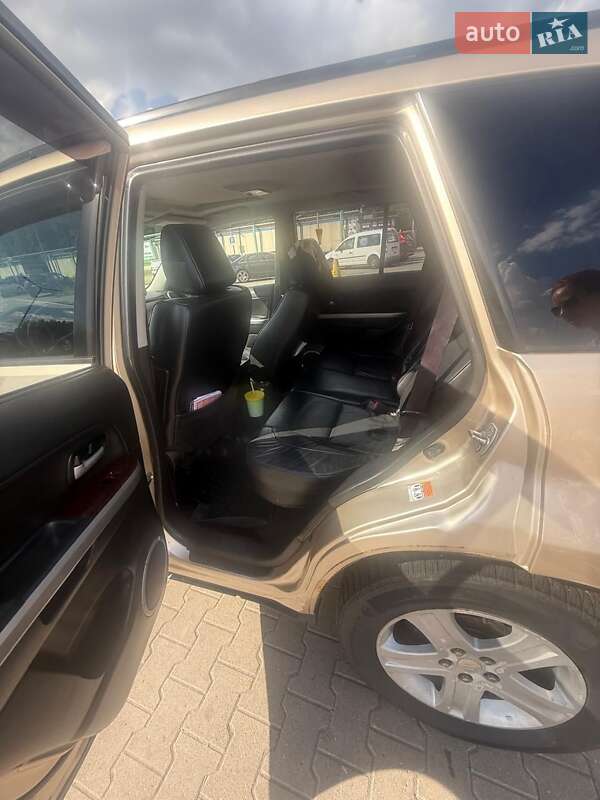 Фото Suzuki Grand Vitara з оголошення AUTO.RIA