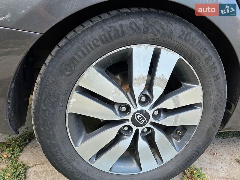 Фото Kia Forte з оголошення AUTO.RIA