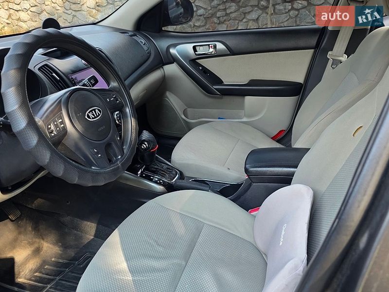 Фото Kia Forte з оголошення AUTO.RIA