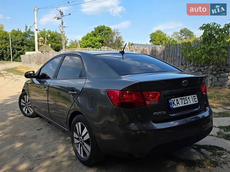 Фото Kia Forte з оголошення AUTO.RIA