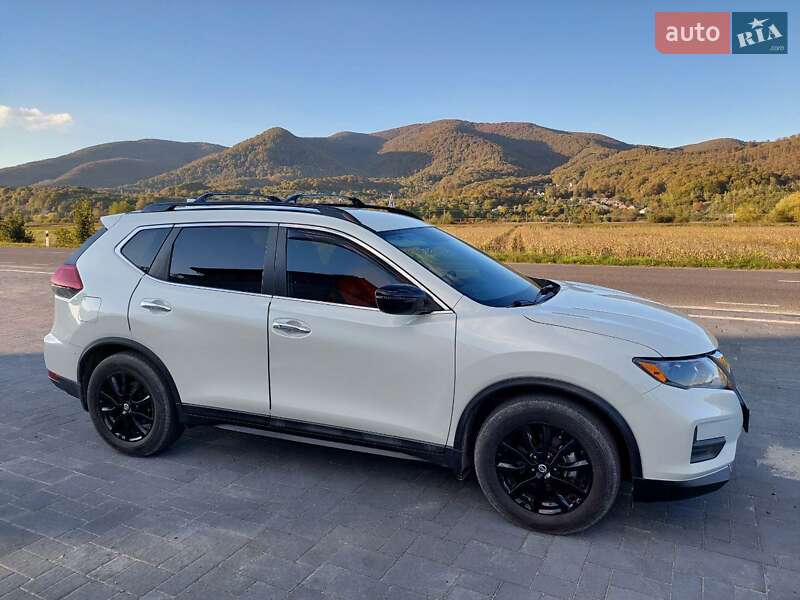 Фото Nissan Rogue з оголошення AUTO.RIA