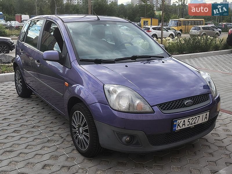 Фото Ford Fiesta з оголошення AUTO.RIA