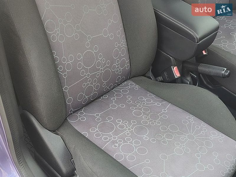 Фото Ford Fiesta з оголошення AUTO.RIA