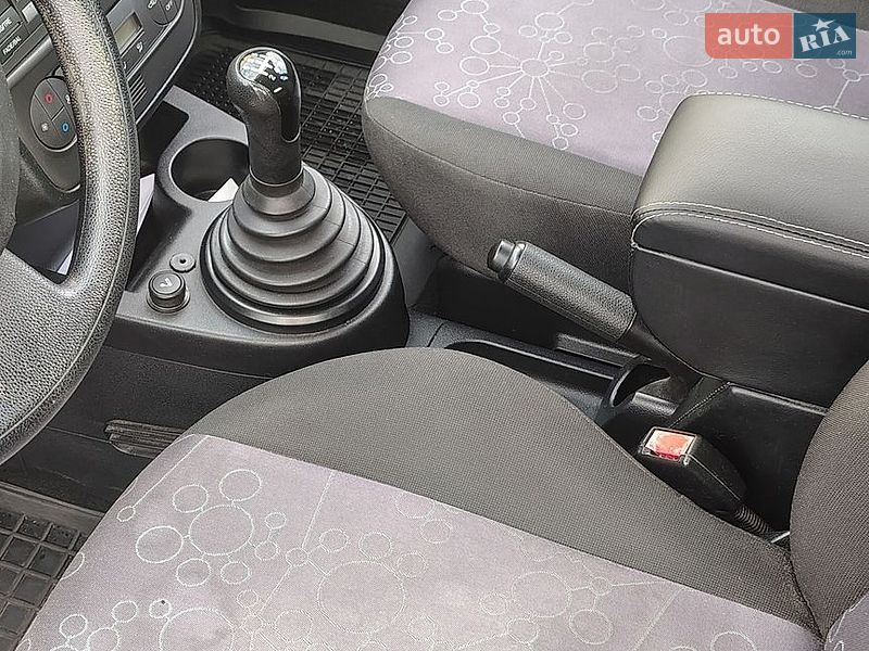 Фото Ford Fiesta з оголошення AUTO.RIA