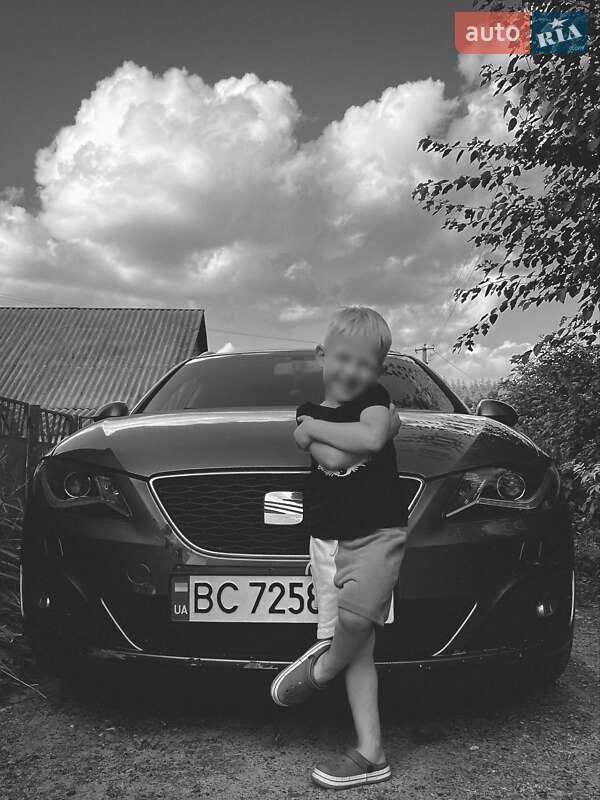 Фото SEAT Exeo ST з оголошення AUTO.RIA