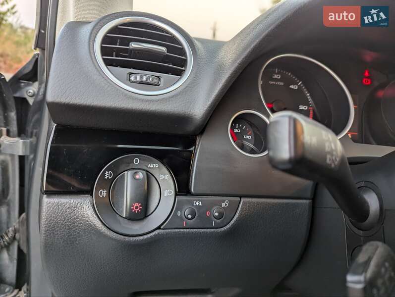 Фото SEAT Exeo ST з оголошення AUTO.RIA