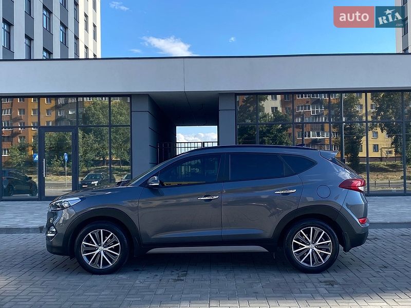 Фото Hyundai Tucson з оголошення AUTO.RIA