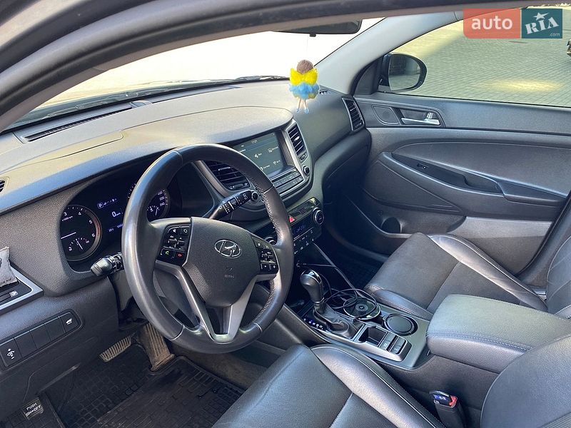 Фото Hyundai Tucson з оголошення AUTO.RIA