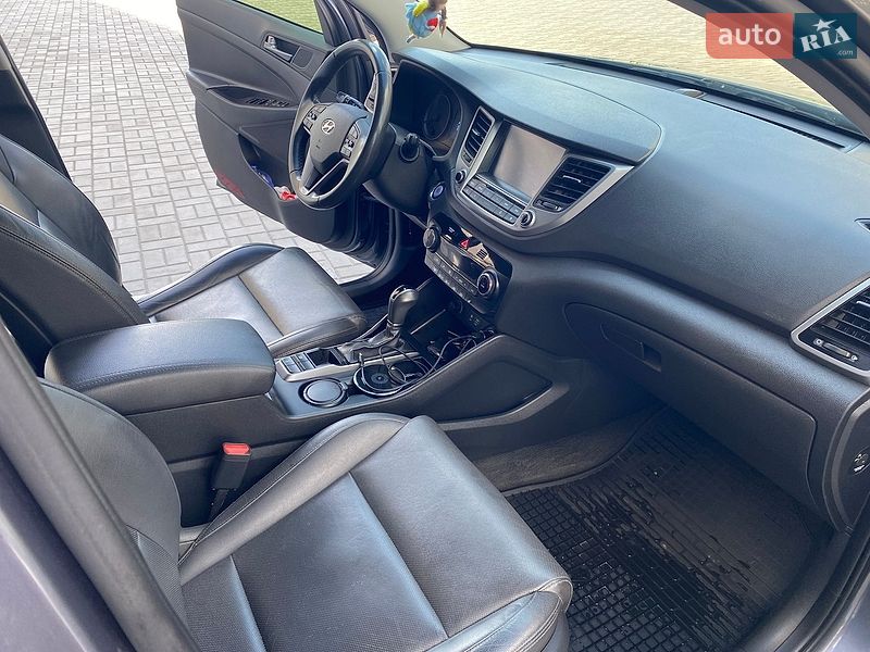 Фото Hyundai Tucson з оголошення AUTO.RIA