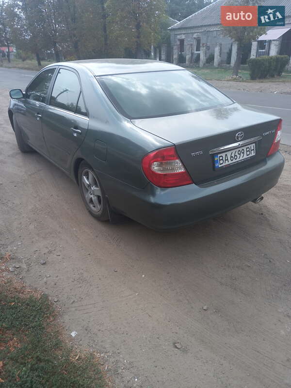 Фото Toyota Camry з оголошення AUTO.RIA