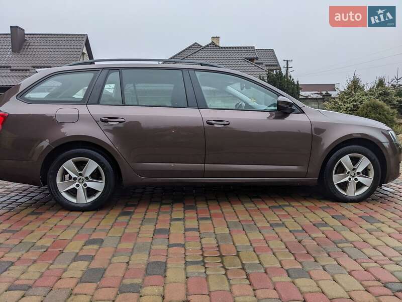 Фото Skoda Octavia з оголошення AUTO.RIA