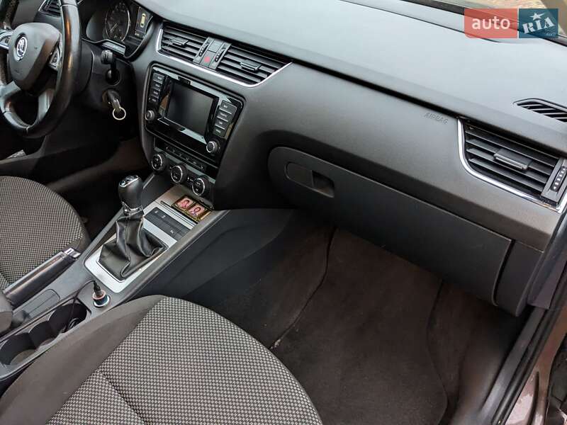 Фото Skoda Octavia з оголошення AUTO.RIA