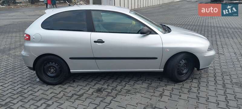Фото SEAT Ibiza з оголошення AUTO.RIA
