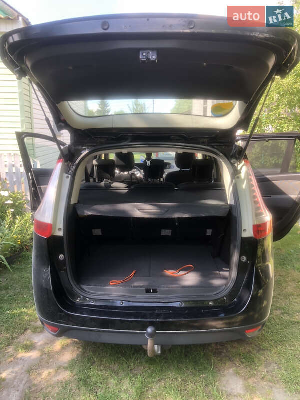 Фото Renault Grand Scenic з оголошення AUTO.RIA