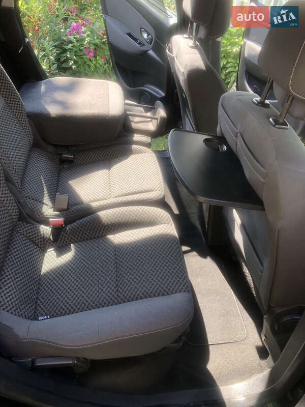 Фото Renault Grand Scenic з оголошення AUTO.RIA