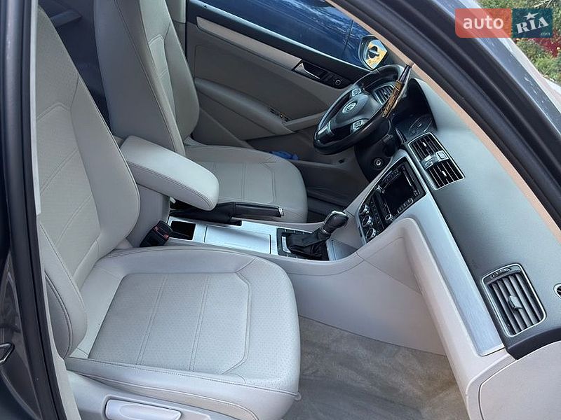 Фото Volkswagen Passat з оголошення AUTO.RIA