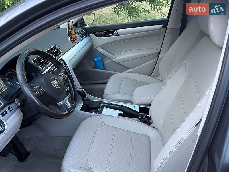 Фото Volkswagen Passat з оголошення AUTO.RIA