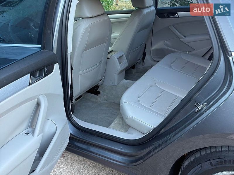 Фото Volkswagen Passat з оголошення AUTO.RIA