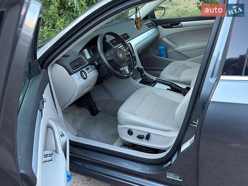 Фото Volkswagen Passat з оголошення AUTO.RIA