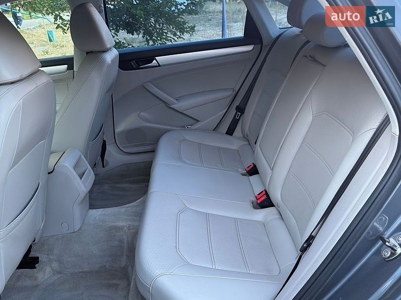 Фото Volkswagen Passat з оголошення AUTO.RIA