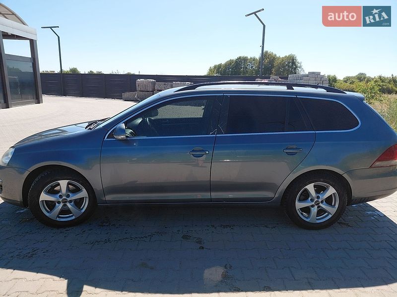 Фото Volkswagen Golf з оголошення AUTO.RIA