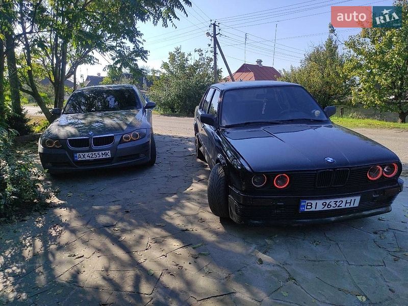 Фото BMW 3 Series з оголошення AUTO.RIA