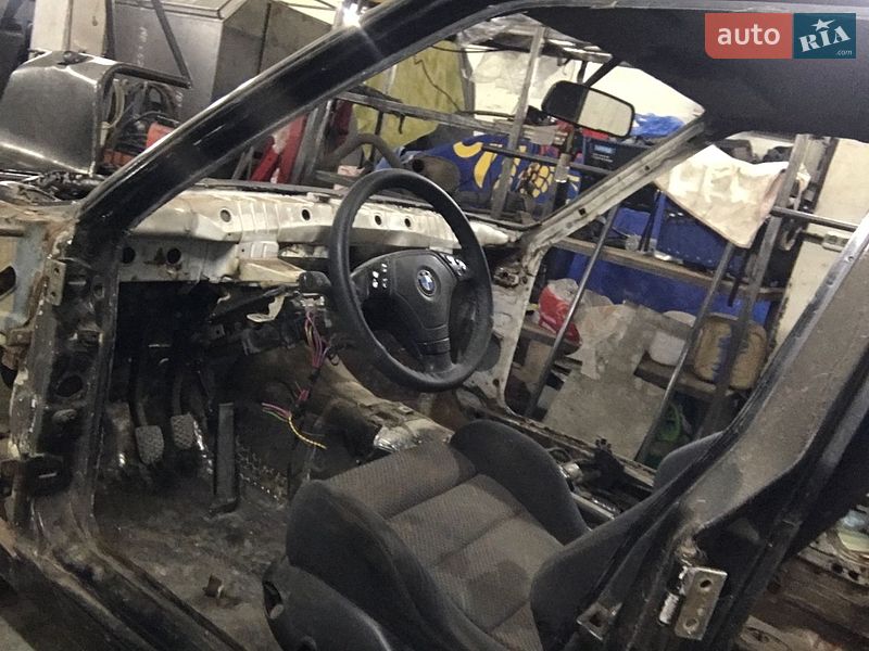 Фото BMW 3 Series з оголошення AUTO.RIA