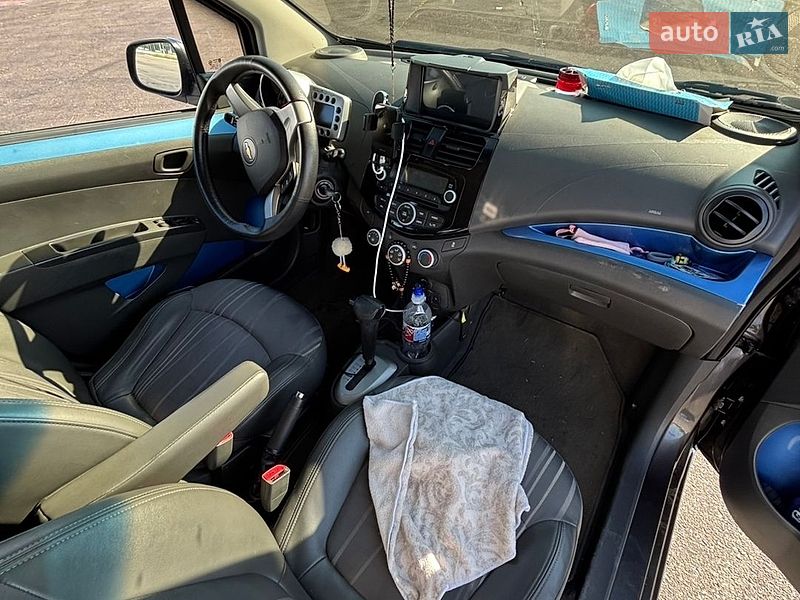 Фото Chevrolet Spark з оголошення AUTO.RIA