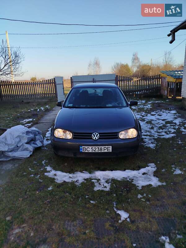 Фото Volkswagen Golf з оголошення AUTO.RIA