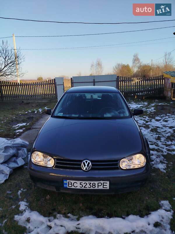 Фото Volkswagen Golf з оголошення AUTO.RIA