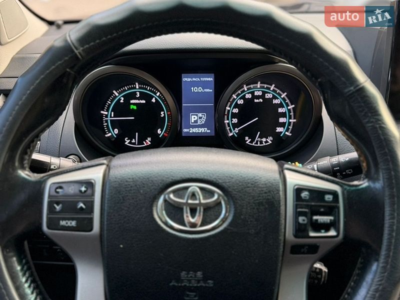 Фото Toyota Land Cruiser Prado з оголошення AUTO.RIA