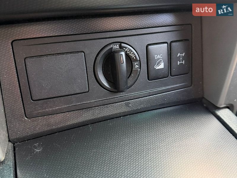Фото Toyota Land Cruiser Prado з оголошення AUTO.RIA