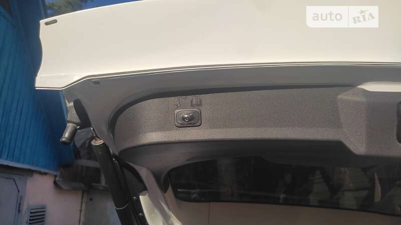 Фото Ford Kuga з оголошення AUTO.RIA