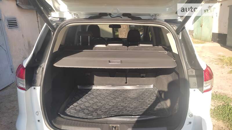 Фото Ford Kuga з оголошення AUTO.RIA