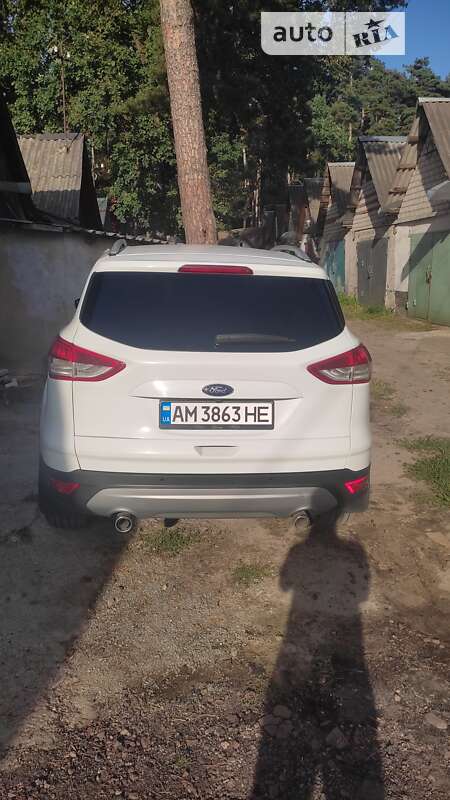 Фото Ford Kuga з оголошення AUTO.RIA