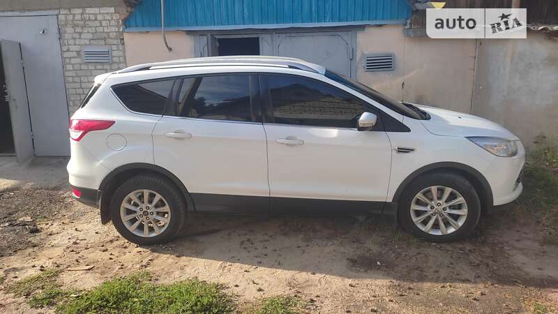 Фото Ford Kuga з оголошення AUTO.RIA
