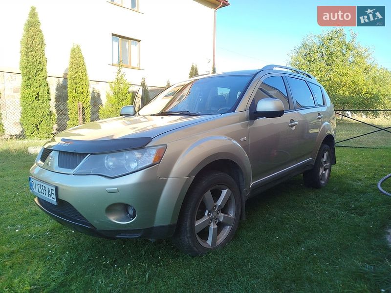 Фото Mitsubishi Outlander з оголошення AUTO.RIA