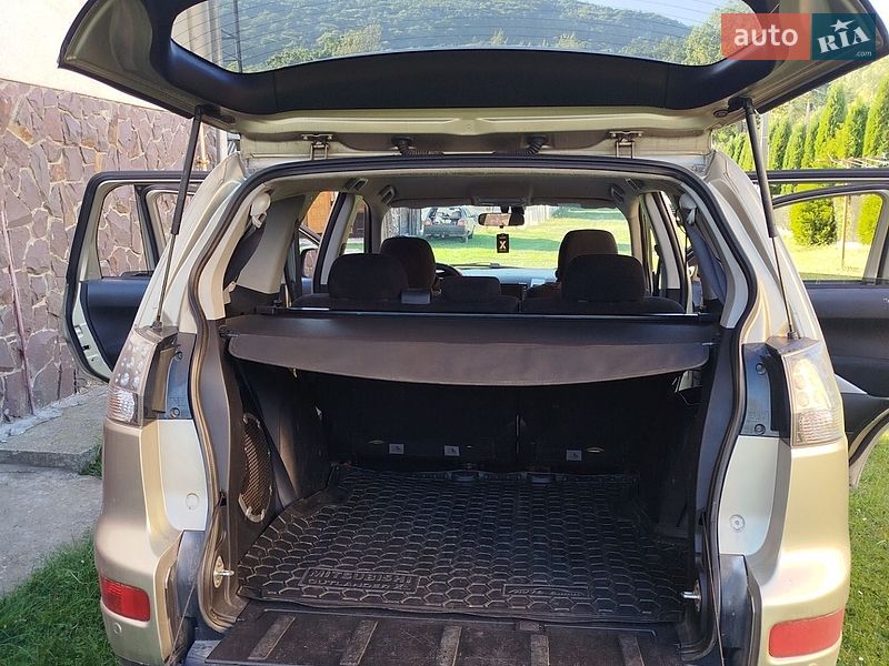 Фото Mitsubishi Outlander з оголошення AUTO.RIA
