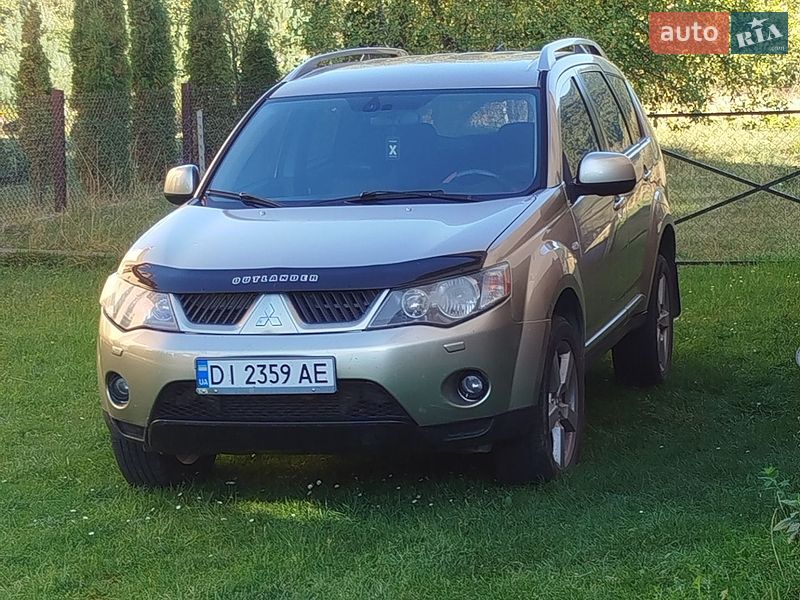Фото Mitsubishi Outlander з оголошення AUTO.RIA
