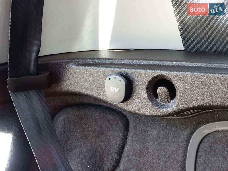 Фото Renault Megane Scenic з оголошення AUTO.RIA
