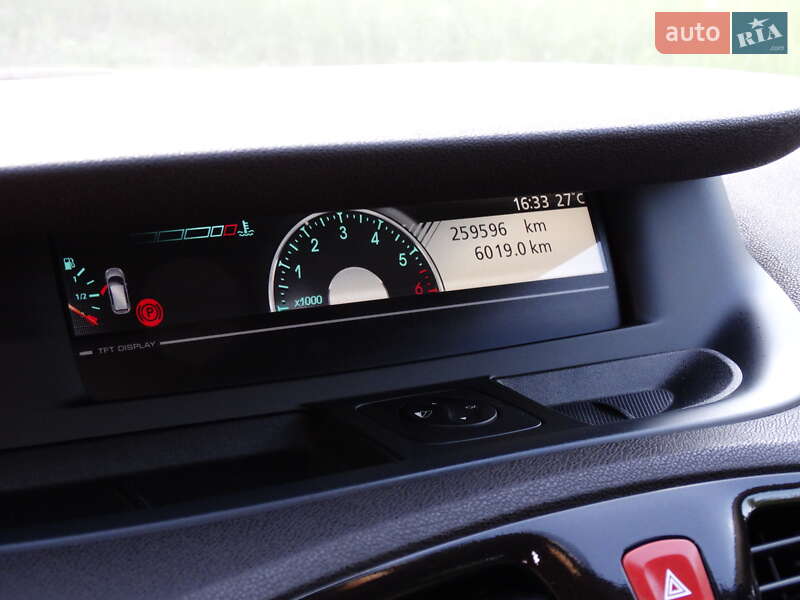 Фото Renault Megane Scenic з оголошення AUTO.RIA