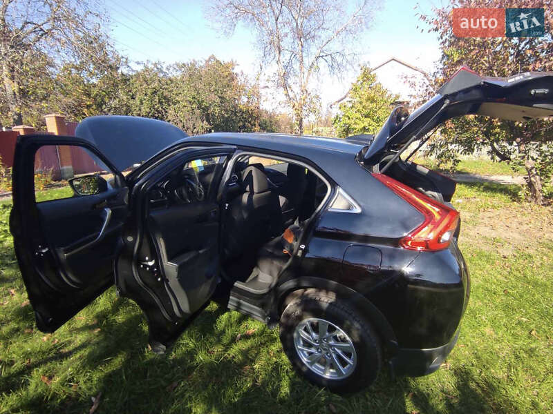 Фото Mitsubishi Eclipse Cross з оголошення AUTO.RIA