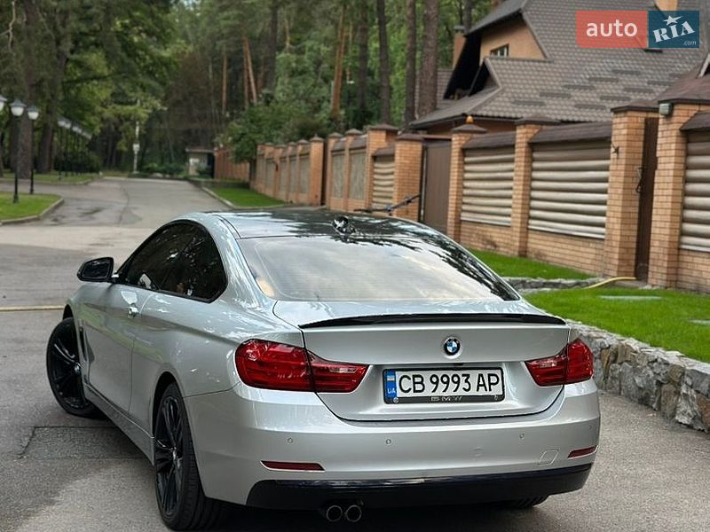 Фото BMW 4 Series з оголошення AUTO.RIA