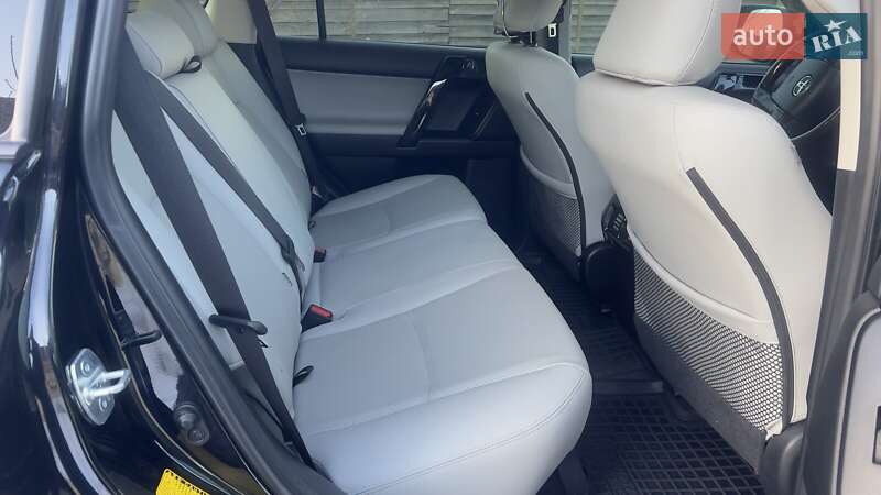 Фото Toyota Land Cruiser Prado з оголошення AUTO.RIA