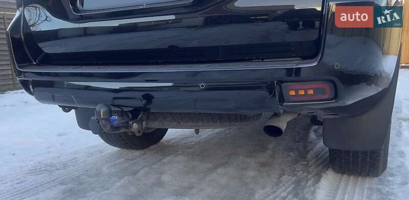 Фото Toyota Land Cruiser Prado з оголошення AUTO.RIA
