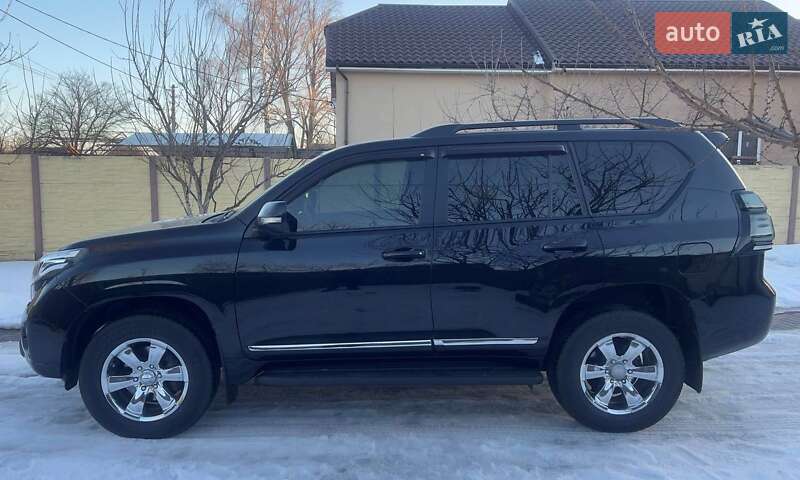Фото Toyota Land Cruiser Prado з оголошення AUTO.RIA