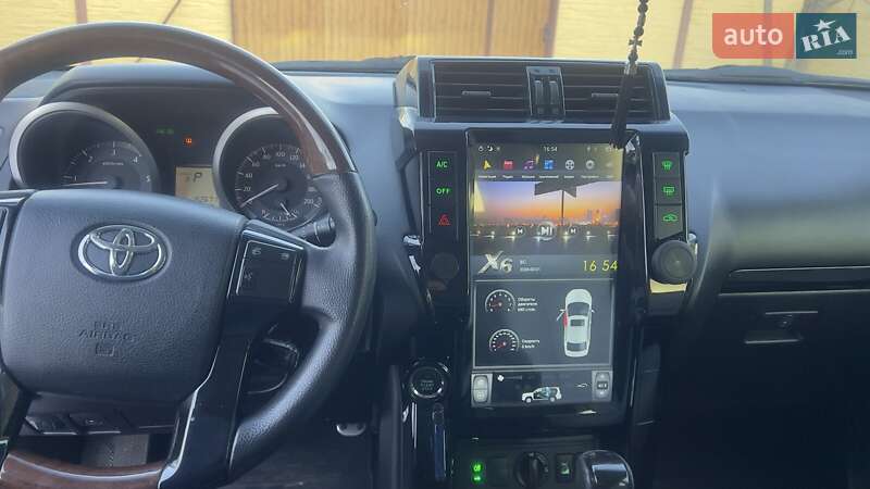 Фото Toyota Land Cruiser Prado з оголошення AUTO.RIA